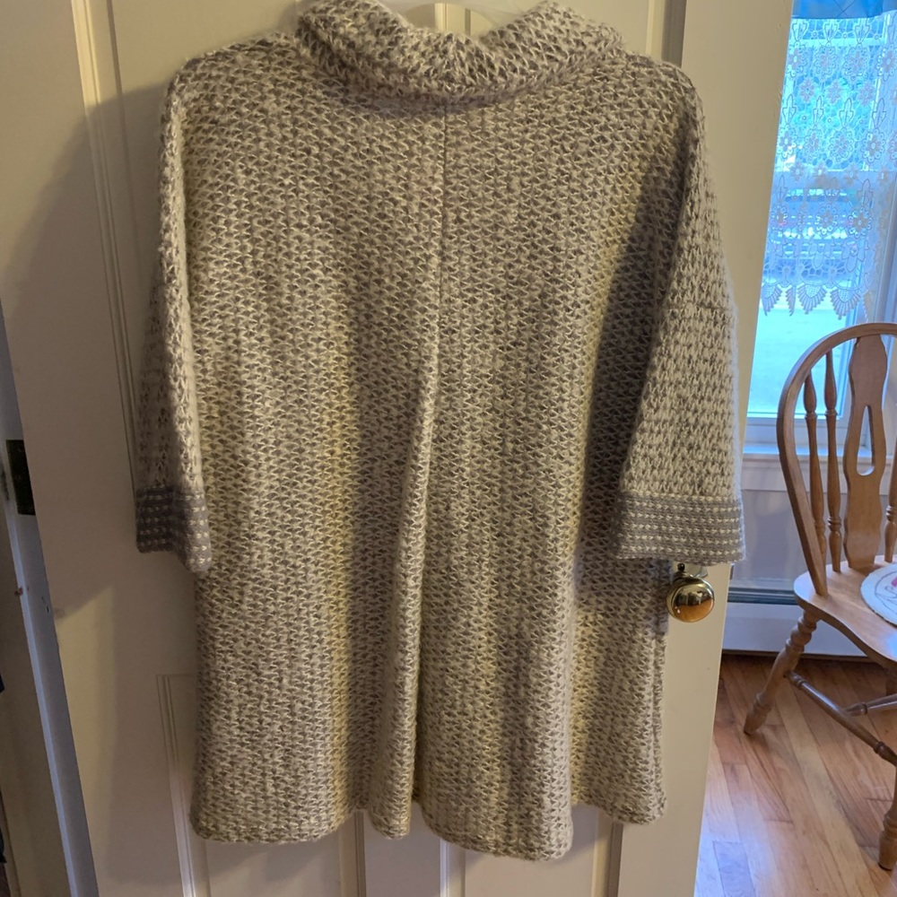 Avalin Jacket / Wrap - Picture 2 of 2